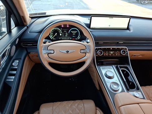 Certified 2024 Genesis GV80 3.5T w/ Prestige Package image 11