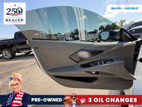 Used 2025 Chevrolet Corvette Stingray Premium Conv w/ Z51 Performance Package RWD image 30