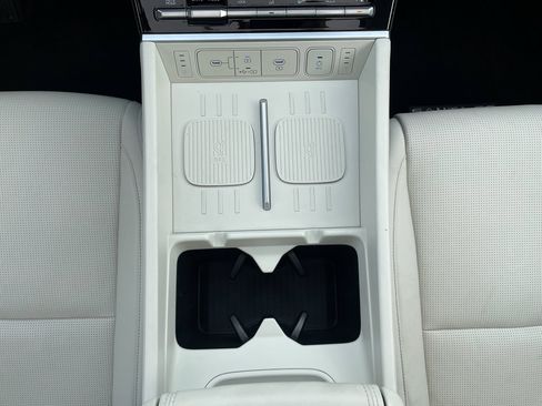 Used 2025 Hyundai Santa Fe Calligraphy image 34