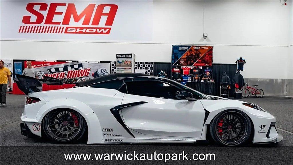 Used 2023 Chevrolet Corvette Stingray Preferred Conv w/ Z51 Performance Package RWD image 31