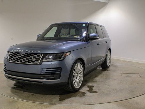 Used 2022 Land Rover Range Rover Westminster Edition image 1