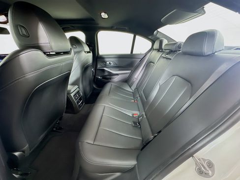 Used 2025 BMW 330i Sedan RWD image 29