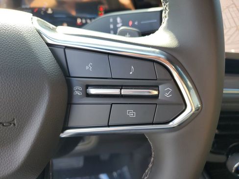 New 2026 Chevrolet Suburban LS image 29