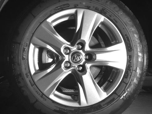 Used 2025 Toyota RAV4 XLE AWD/4WD image 8