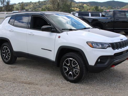 New 2026 Jeep Compass Trailhawk AWD/4WD image 3