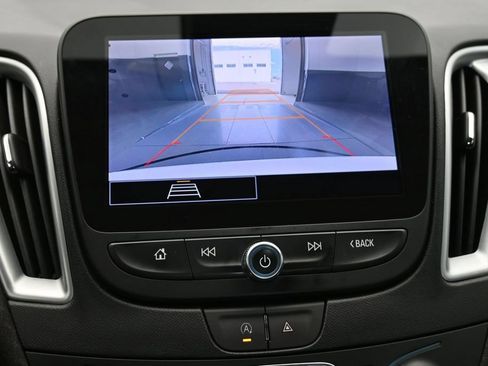 Used 2023 Chevrolet Malibu LT FWD image 32