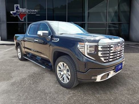 New 2025 GMC Sierra 1500 Denali w/ Technology Package AWD/4WD image 1