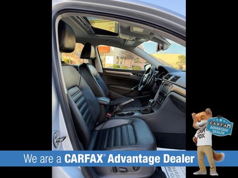 Used 2017 Volkswagen Passat 1.8T SEL Premium image 21