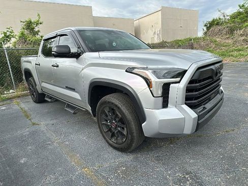 Used 2024 Toyota Tundra SR5 w/ SR5 Convenience Package image 9