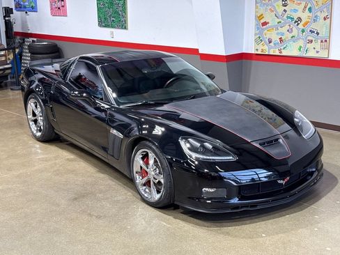 Used 2011 Chevrolet Corvette Grand Sport w/ Preferred Equipment Group RWD image 36