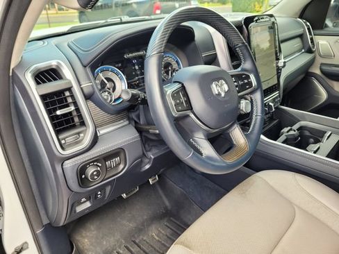 Used 2022 RAM 1500 Limited AWD/4WD image 24