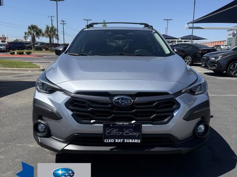 Used 2024 Subaru Crosstrek 2.5i Limited AWD/4WD image 2