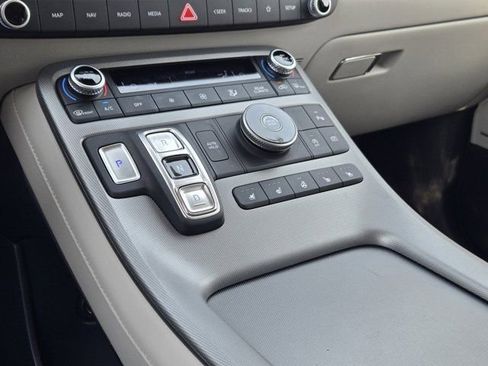 Used 2025 Hyundai Palisade Limited image 19