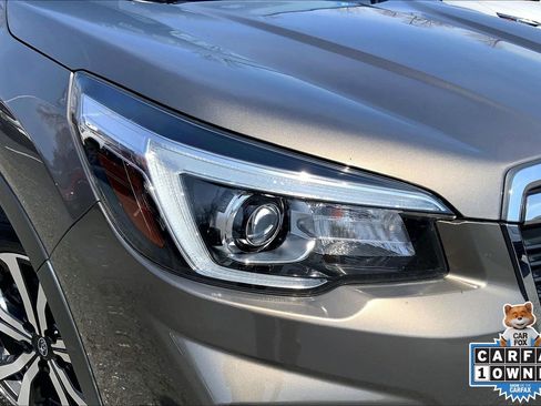 Used 2020 Subaru Forester Limited image 27