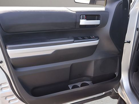 Certified 2021 Toyota Tundra SR5 image 9