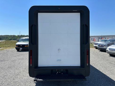 Used 2024 Chevrolet Brightdrop 400 w/ Commercial Equipment Package AWD/4WD image 10