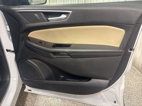 Used 2015 Ford Edge SEL w/ Equipment Group 201A AWD/4WD image 17