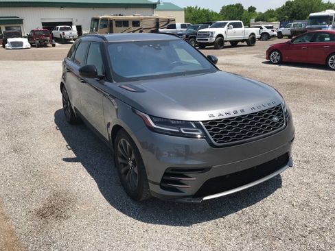 Used 2018 Land Rover Range Rover Velar R-Dynamic SE image 24