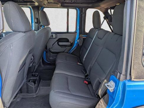 Used 2023 Jeep Wrangler Willys image 18