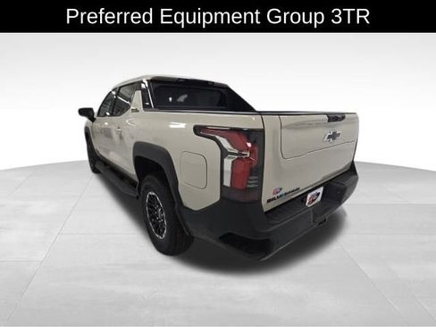 New 2026 Chevrolet Silverado EV Trail Boss image 4