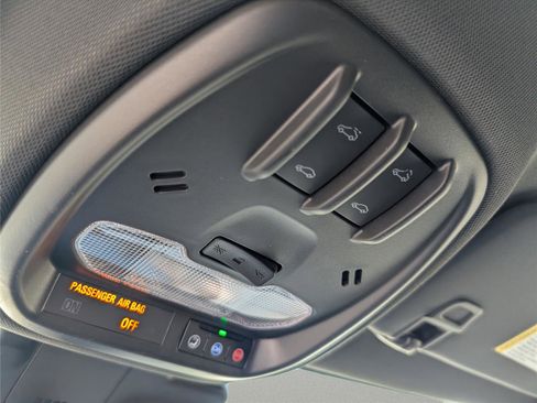 New 2026 Chevrolet Trax RS w/ Sunroof Package FWD image 40