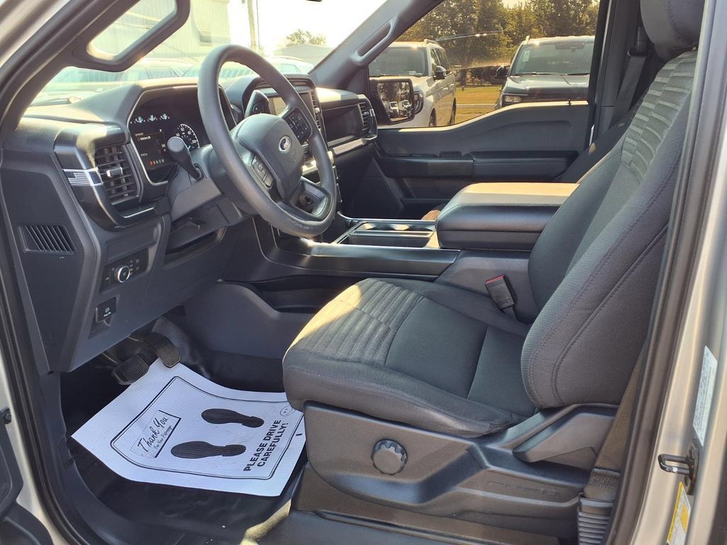 Used 2022 Ford F150 XL w/ STX Appearance Package RWD image 15