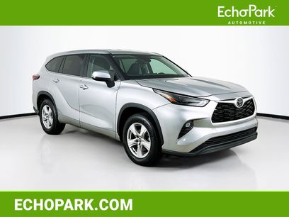 Used 2025 Toyota Highlander LE