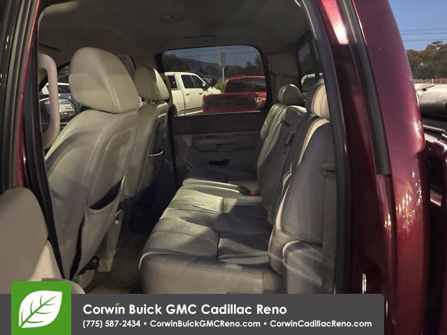 Used 2009 GMC Sierra 2500 SLE w/ Convenience Package AWD/4WD image 29