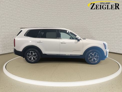 Used 2020 Kia Telluride EX w/ Towing Package AWD/4WD image 4