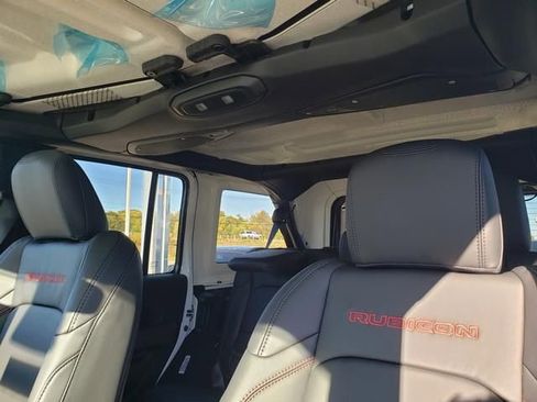 New 2026 Jeep Wrangler Unlimited Rubicon w/ Safety Group image 19