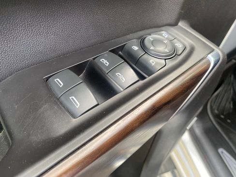 Used 2019 GMC Sierra 1500 SLT w/ SLT Premium Plus Package image 12