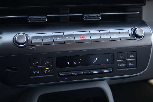 New 2026 Hyundai Kona SEL Sport AWD/4WD image 18