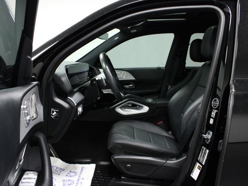 Used 2022 Mercedes-Benz GLS 450 4MATIC image 12