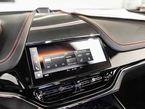 New 2026 Aston Martin DBX 707 image 26