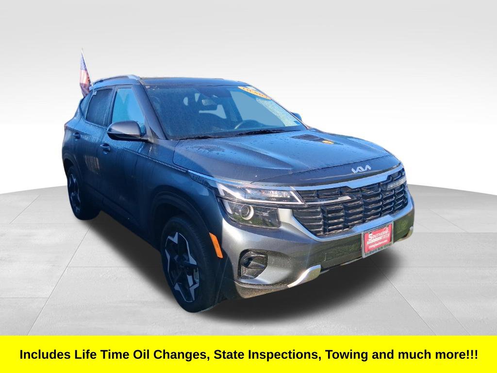 Used 2025 Kia Seltos S AWD/4WD image 3