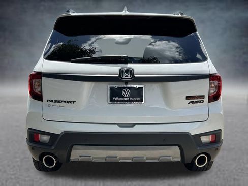 Used 2023 Honda Passport TrailSport image 4