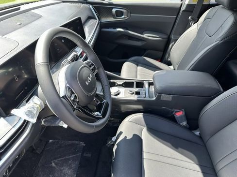 New 2025 Kia Sorento EX image 8