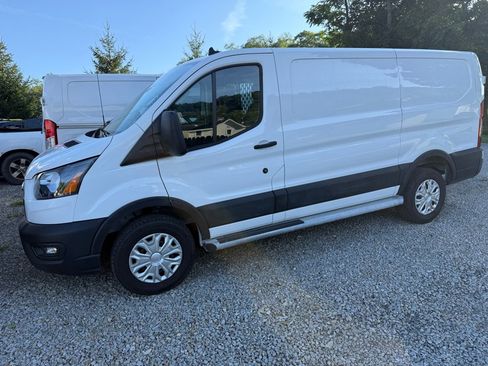 Used 2025 Ford Transit 250 Low Roof w/ Exterior Upgrade Package RWD image 7