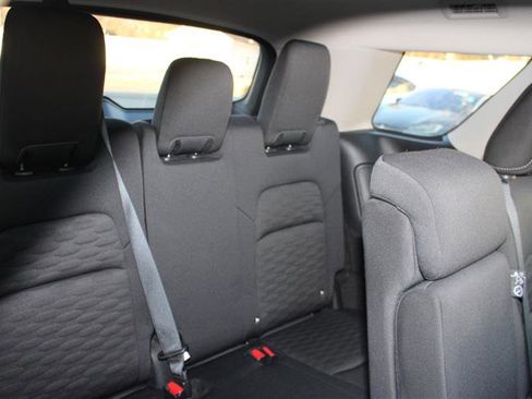 Used 2024 Nissan Pathfinder SV image 14