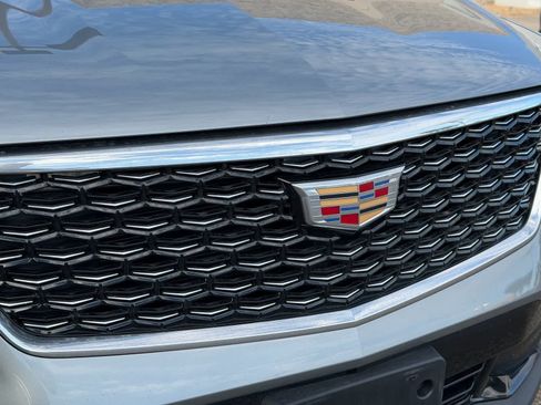 Used 2024 Cadillac XT4 Premium Luxury image 8
