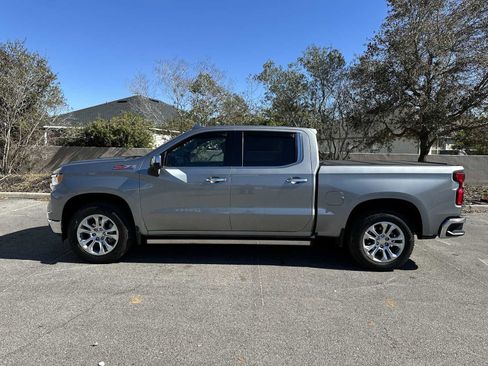 Used 2024 Chevrolet Silverado 1500 LTZ w/ LTZ Convenience Package II AWD/4WD image 3