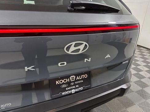 Used 2025 Hyundai Kona SE image 20