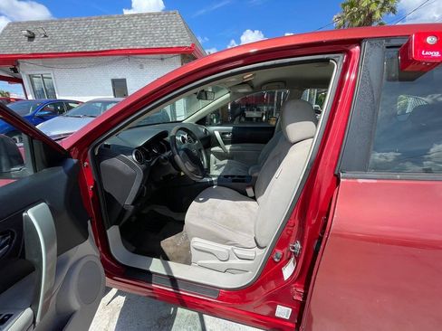 Used 2015 Nissan Rogue S FWD image 11