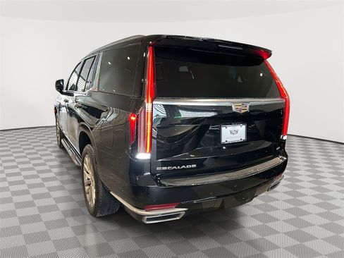 Certified 2024 Cadillac Escalade Premium Luxury image 6