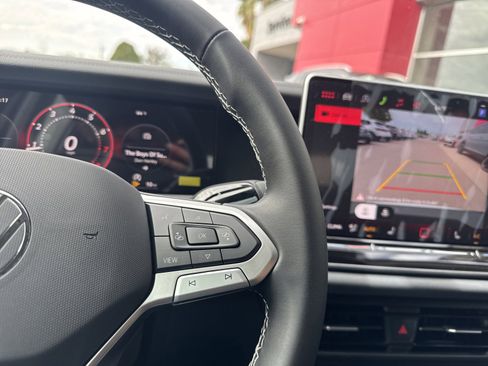 New 2026 Volkswagen Tiguan SE image 29