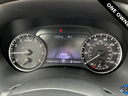 Used 2022 Nissan Armada SL w/ Captain's Chairs Package image 13