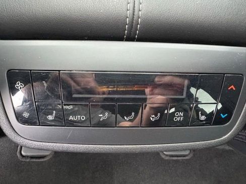Used 2023 Nissan Pathfinder SL w/ SL Premium Package AWD/4WD image 25