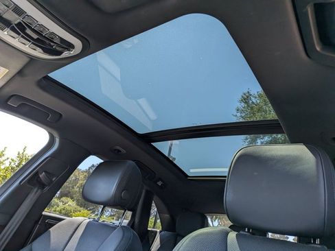 Used 2022 Porsche Macan AWD/4WD image 14