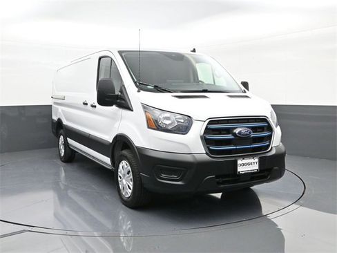 Used 2022 Ford E-Transit Low Roof image 8