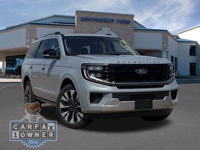 Used 2025 Ford Expedition Platinum w/ Driver's Package